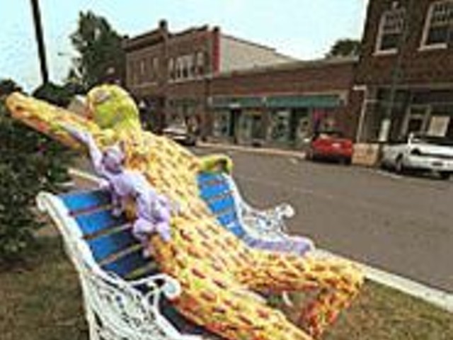 Connie Mielkes Summer Daze is an act of public-art vandalism on unsuspecting OFallon, Ill.