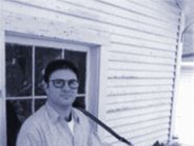 Geoff Kessell combines the raw energy of early Elvis Costello with the bitter wit of late-'70s Graham Parker and the patience of classic John Hiatt.