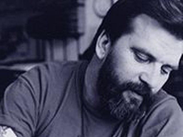 On Transcendental Blues, Steve Earle frequently realizes his conflicted vision in which the Beatles, Jimmie Rodgers and Bruce Springsteen are wrapped into one rock & roll tattoo.