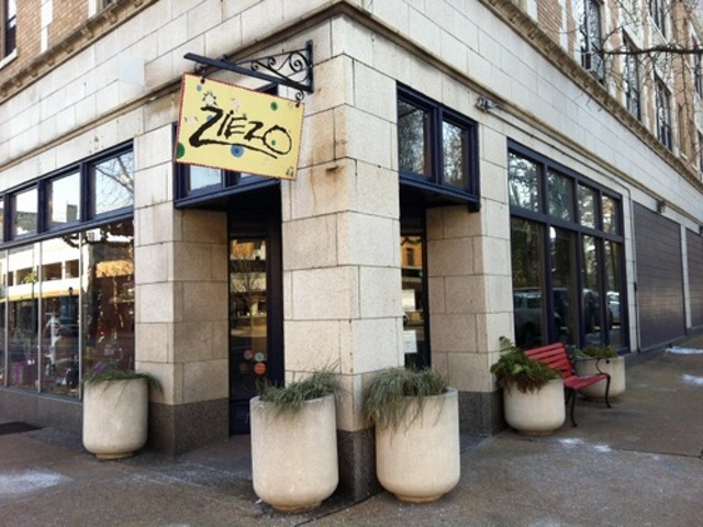 Ziezo, a popular Loop boutique.