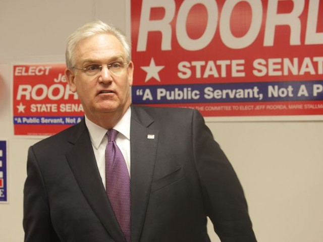 Governor Jay Nixon stopped by House Springs yesterday to campaign for Jeffrey Roorda, an outspoken police supporter running for State Senate.