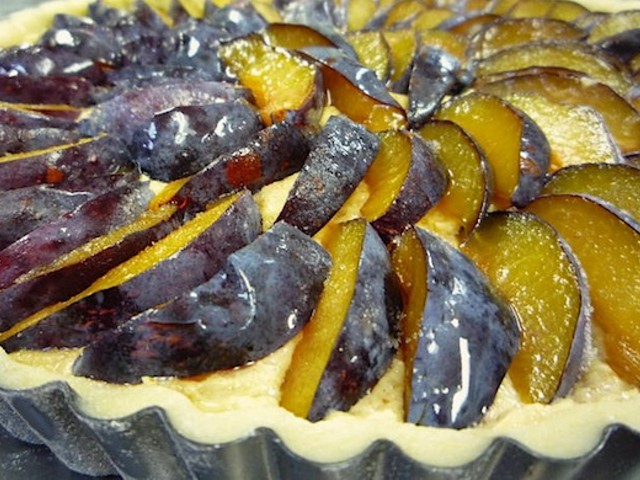 A pie in the making at 4 Seasons Bakery. | Image via 4 Seasons Bakery