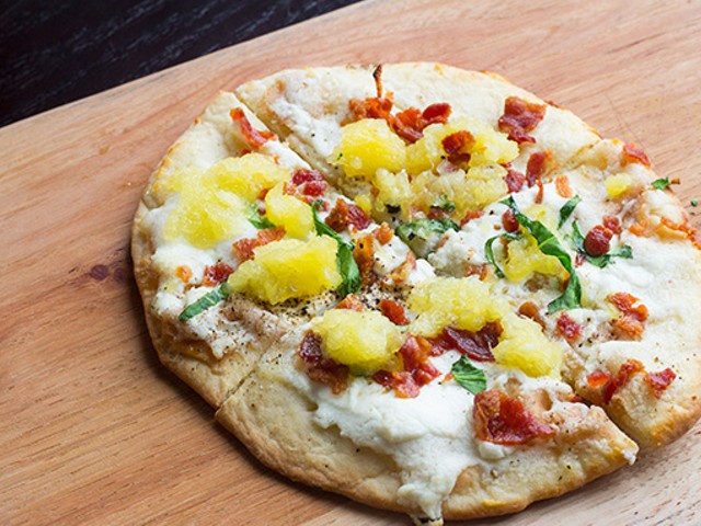 Flatbread with pineapple, arugula, bacon and goat cheese. | Photos by Mabel Suen