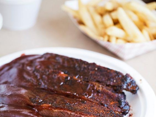 The ribs at Lil' Mickey's Memphis Barbeque
