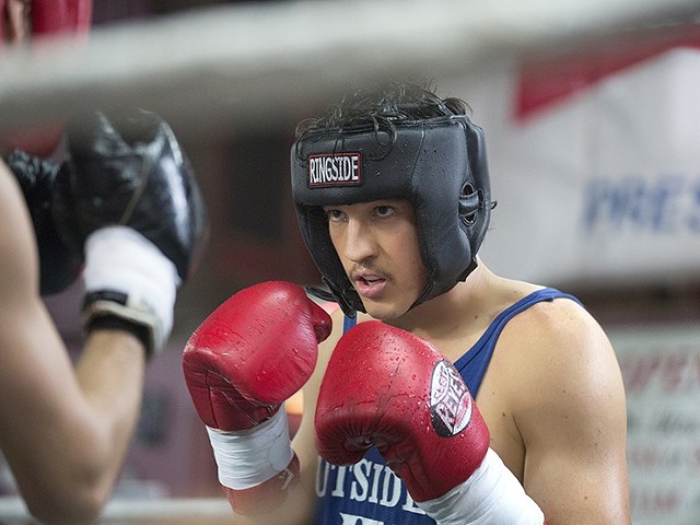 Miles Teller goes through the motions as boxer Vinny Pazienza.
