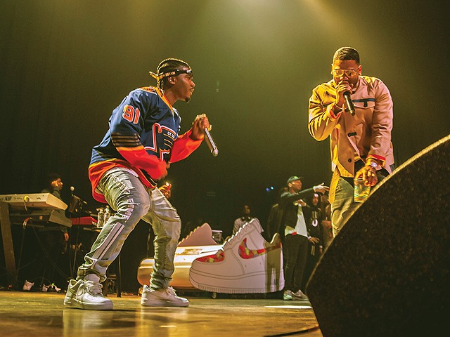 Does it get more St. Louis than Smino performing on stage with Nelly?