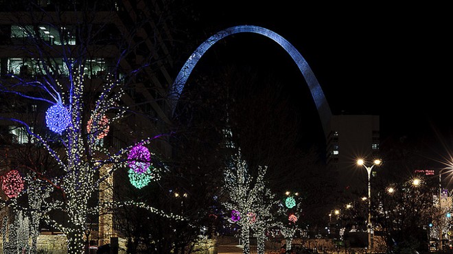 15 Thoughts Every St. Louisan Secretly Has During the Holiday Season, Probably
