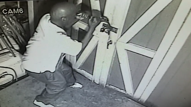 Hapless Meat Thief Tries to Break Into BBQ Smoker for an Hour, Fails