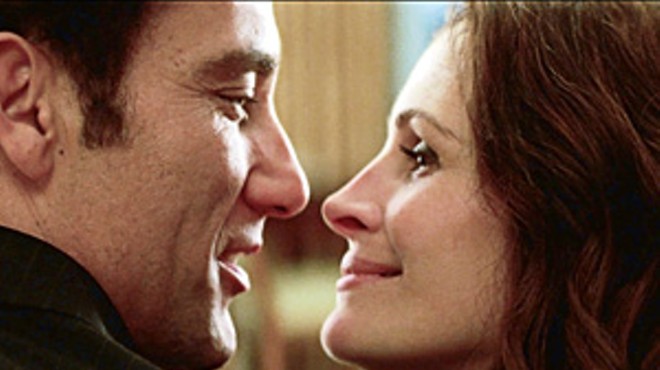 Clive Owen and Julia Roberts star in Tony Gilroy's Duplicity.