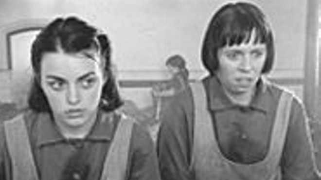 Nora-Jane Noone as Bernadette and Eileen Walsh as Crispina in Peter Mullan's The Magdalene Sisters 