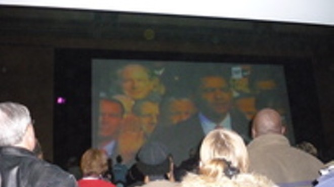 Crowd at Moolah Theatre Shouts, Screams and Sings (Poorly) For President Obama