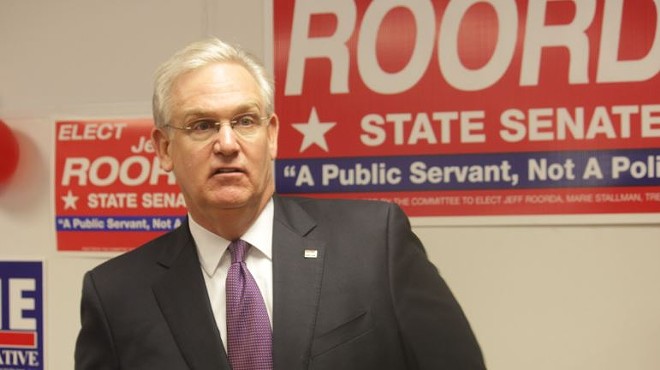 Governor Jay Nixon stopped by House Springs yesterday to campaign for Jeffrey Roorda, an outspoken police supporter running for State Senate.
