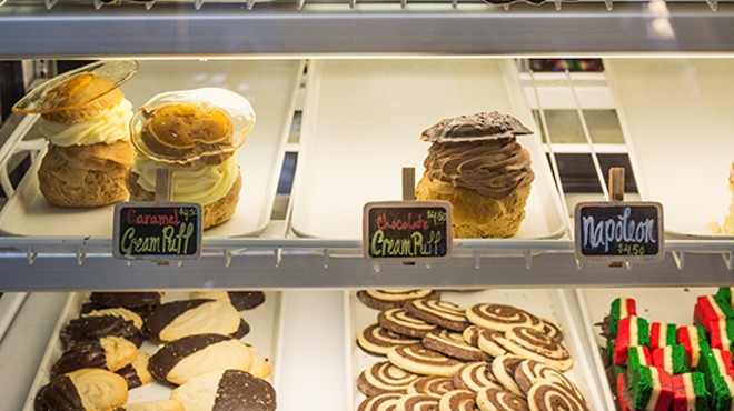 Plenty more options available at the pastry counter -- get 'em before they're gone.