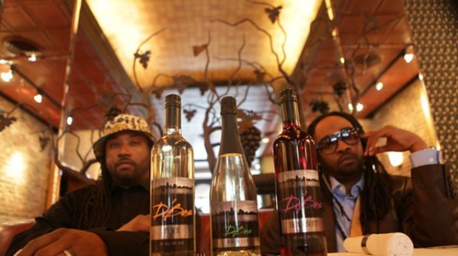 Kyjuan and Murphy Lee with their new line, D'Bes Wine. | Courtesy D'Bes Wine