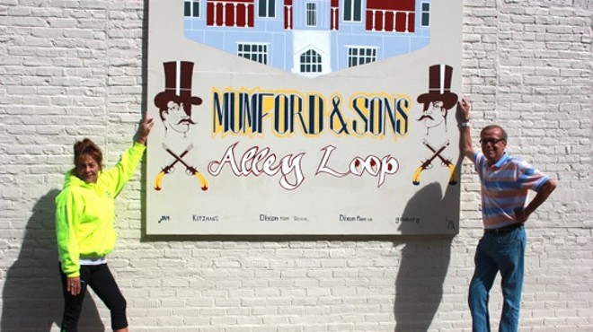 The Mumford & Sons-themed Decorations in the Store Fronts of Dixon, Illinois: Photos