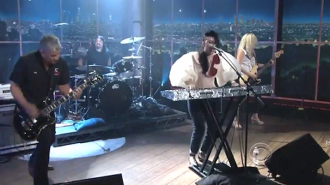 Kristeen Young Performs With Dave Grohl and Pat Smear on Late Late Show