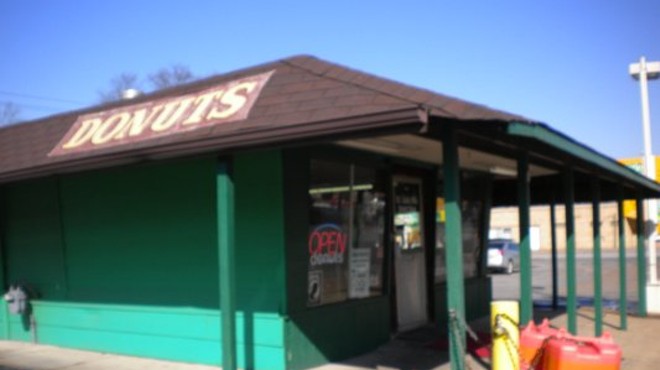 St. Louis Hills Donut Shop