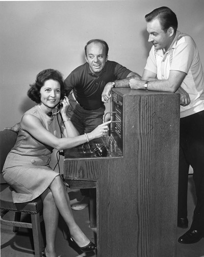That's Betty White at the switchboard in a 1968 Muny show.