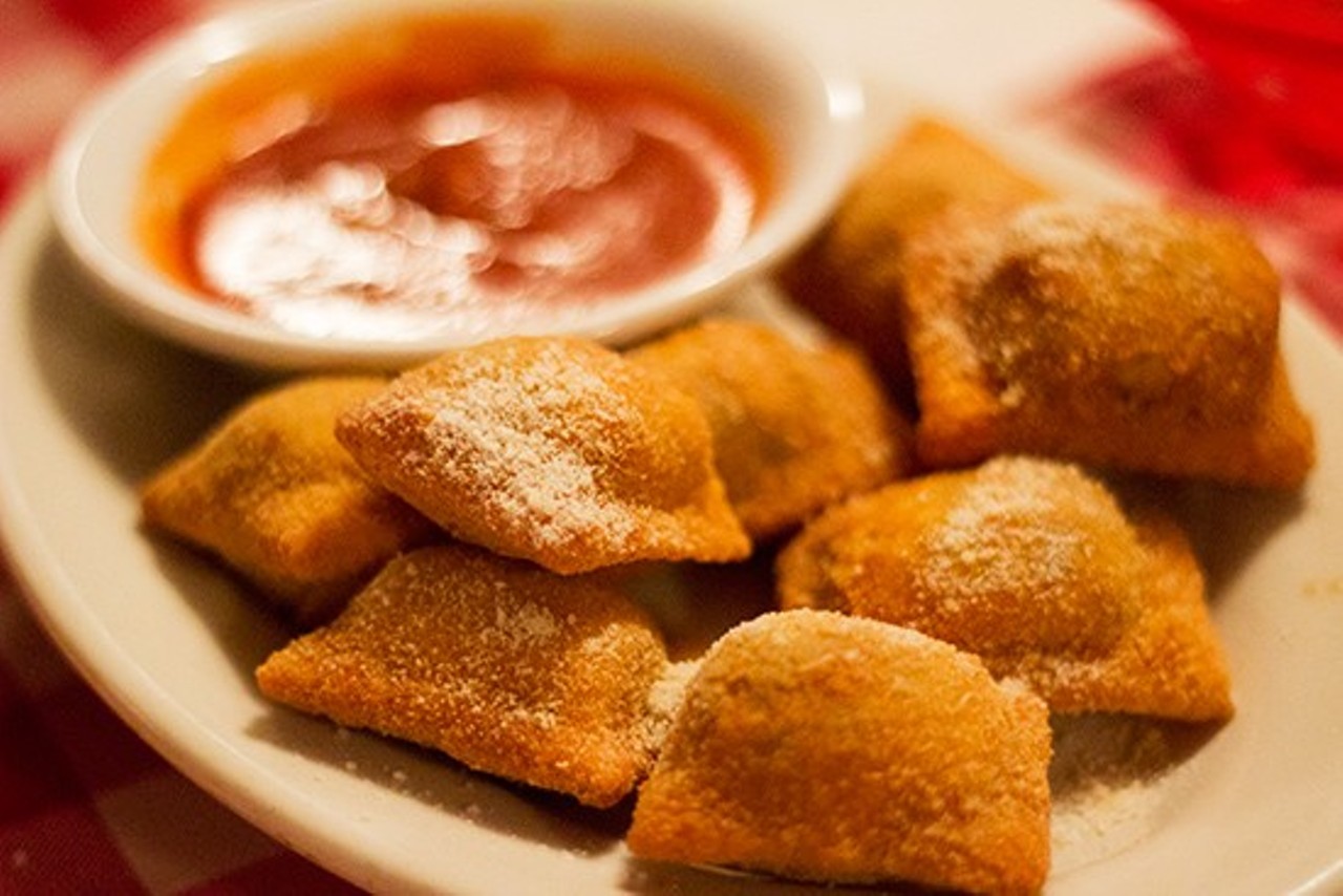 Toasted Ravioli
You knew that this was a uniquely St. Louis food, but did you know that these things aren't really toasted raviolis? They're fried. This city is full of lies, all lies. Also, you probably don&#146;t even call them toasted ravioli, you call them t-ravs, don&#146;t you? Thought so.
Photo courtesy of Mabel Suen