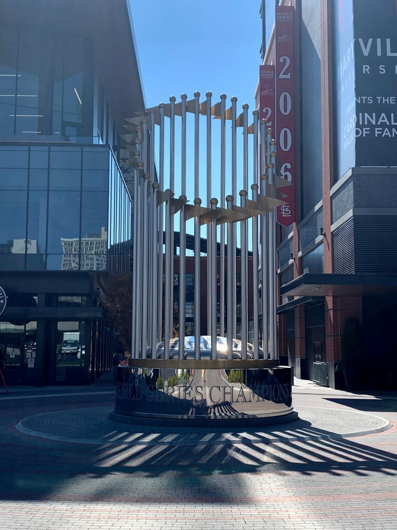 Giant World Series Trophy
Ballpark Village (601 Clark Avenue)
Monument was completed in 2020.
Photo credit: Riverfront Times / @riverfronttimes on Instagram