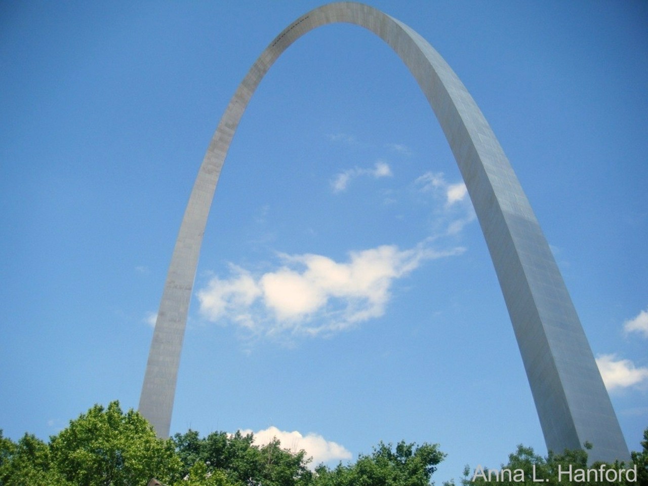 The Gateway Arch
Gateway to the West? More like gateway to a lifetime of happiness! There is not a more St. Louis thing you could do than get married under the most significant monument in the city. To find out about scheduling your special day here, call 314-655-1611 for more information. Photo via Flickr /Anna 