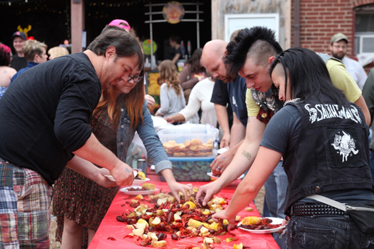 225 Pounds of Crawfish Boiled at Off Broadway