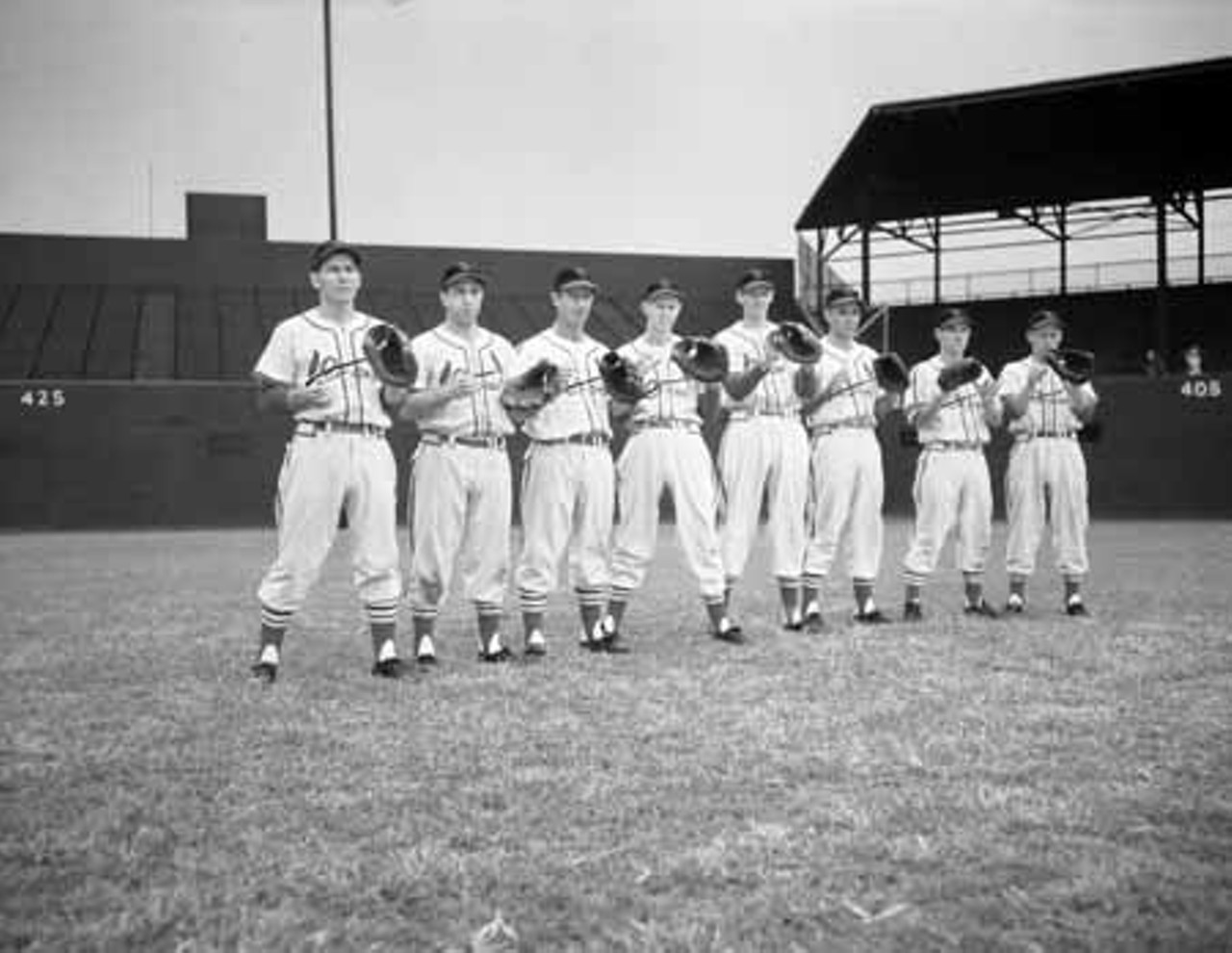 1949. Infielders Solly Hemus, "Rabbit" Glaviano, Louis Klein, "Red" Schoendienst, "Slats" Marion, "Nippy" Jones, "Rocky" Nelson and Eddie Kazak.