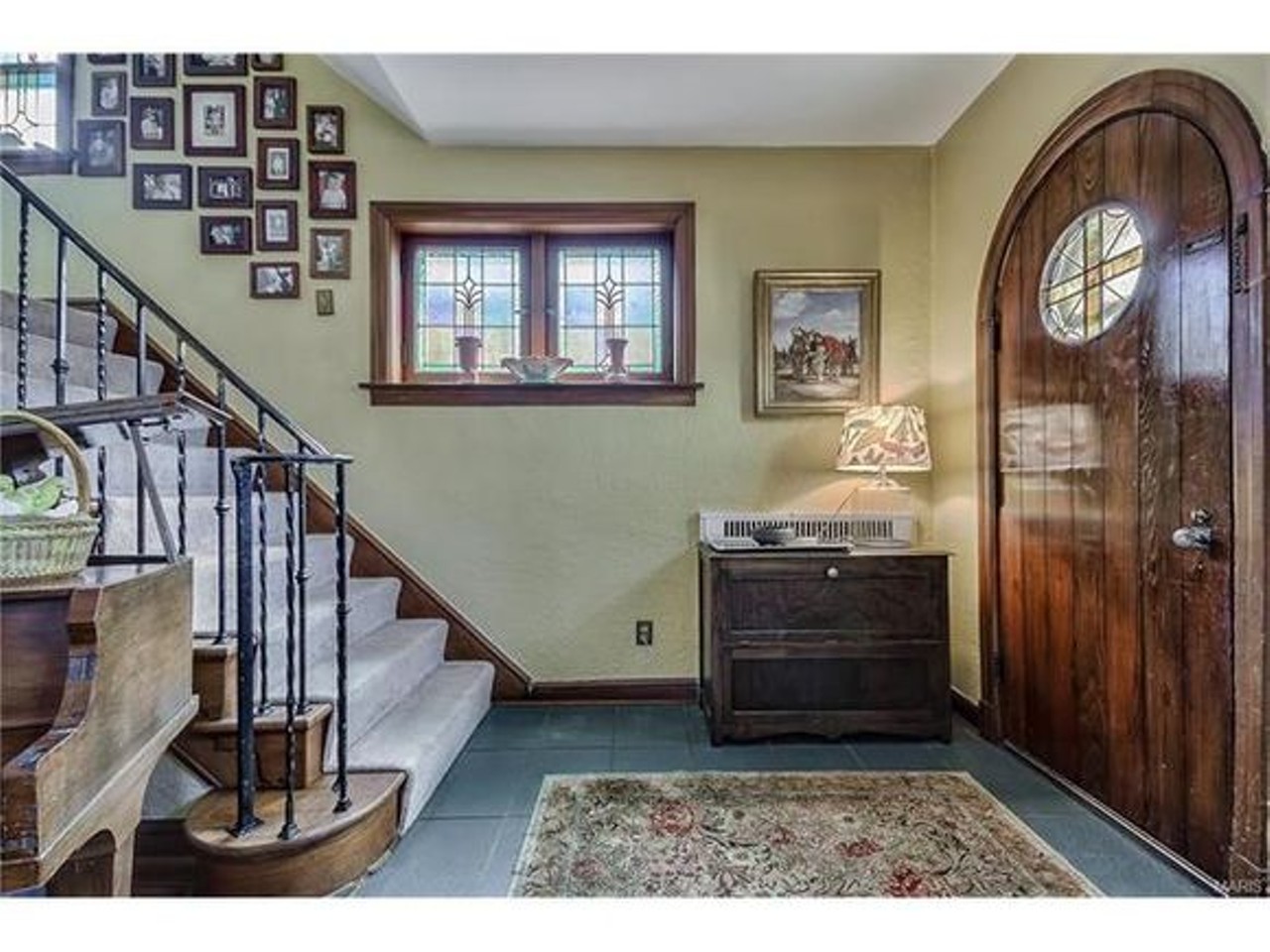 The cozy foyer will make you feel right at home.