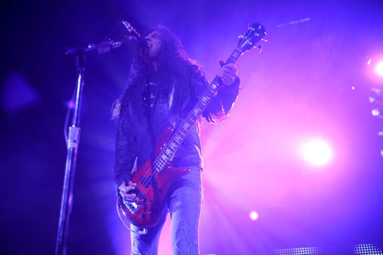 Alice In Chains performing at the Scottrade Center.