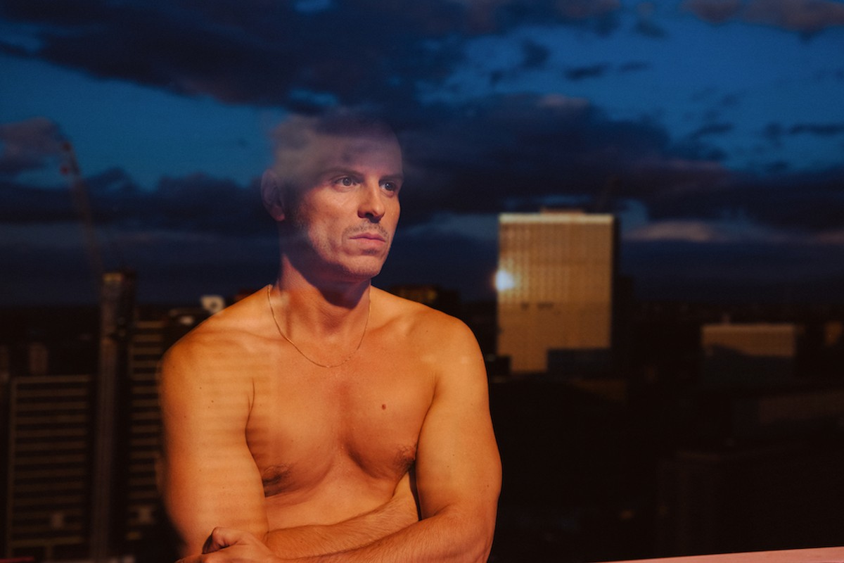 Adam (Andrew Scott) is isolated in the big city.