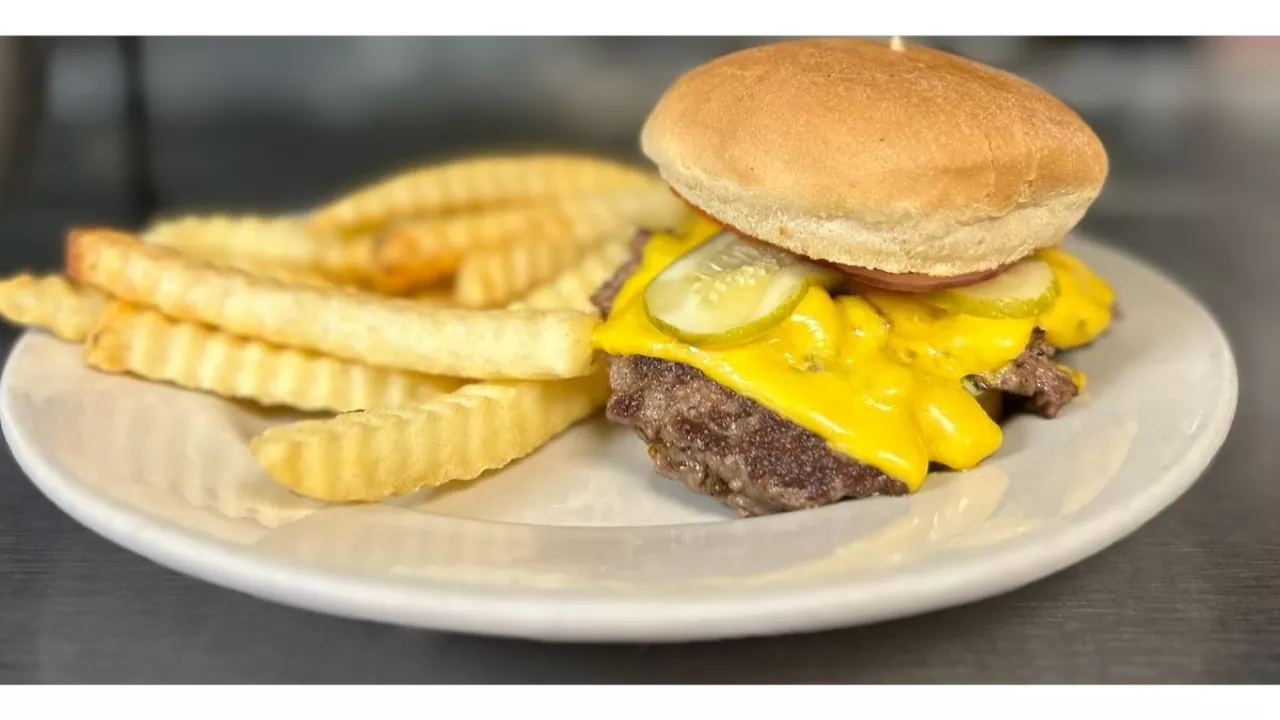 All the St. Louis Burger Week Restaurants and Their 8 Specials