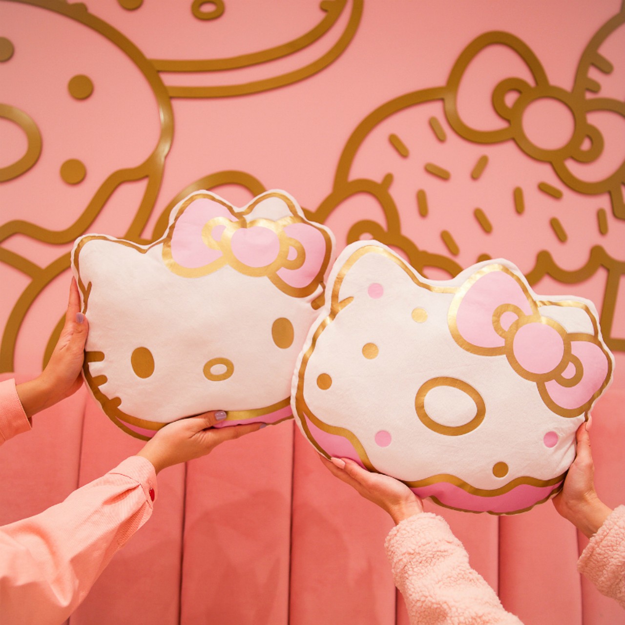 All the Tasty Treats the Hello Kitty Truck Is Bringing to STL This Weekend