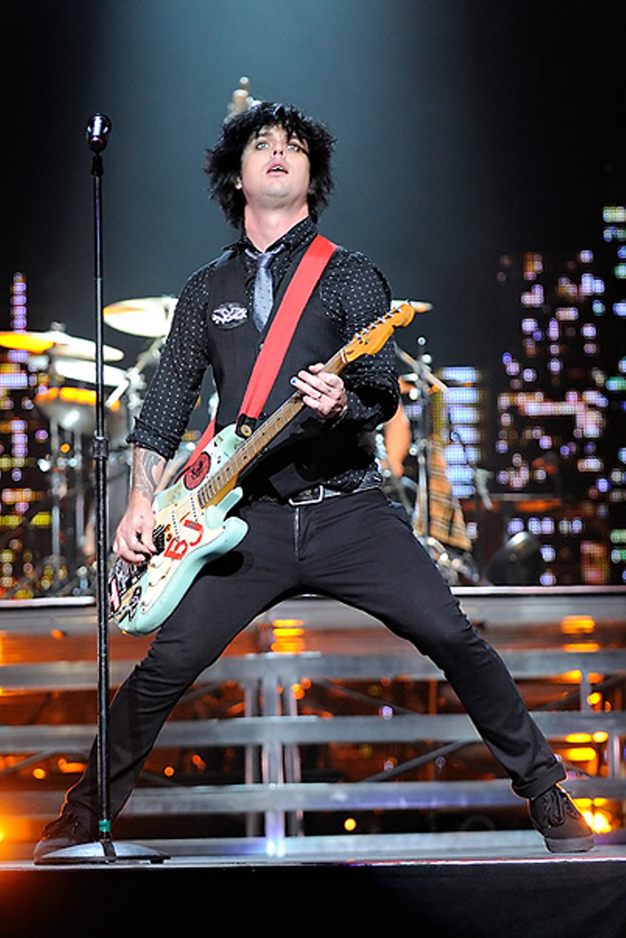 At age 37, Green Day front-man Billy Joe Armstrong has perfected the stage pose. See more Green Day photos.