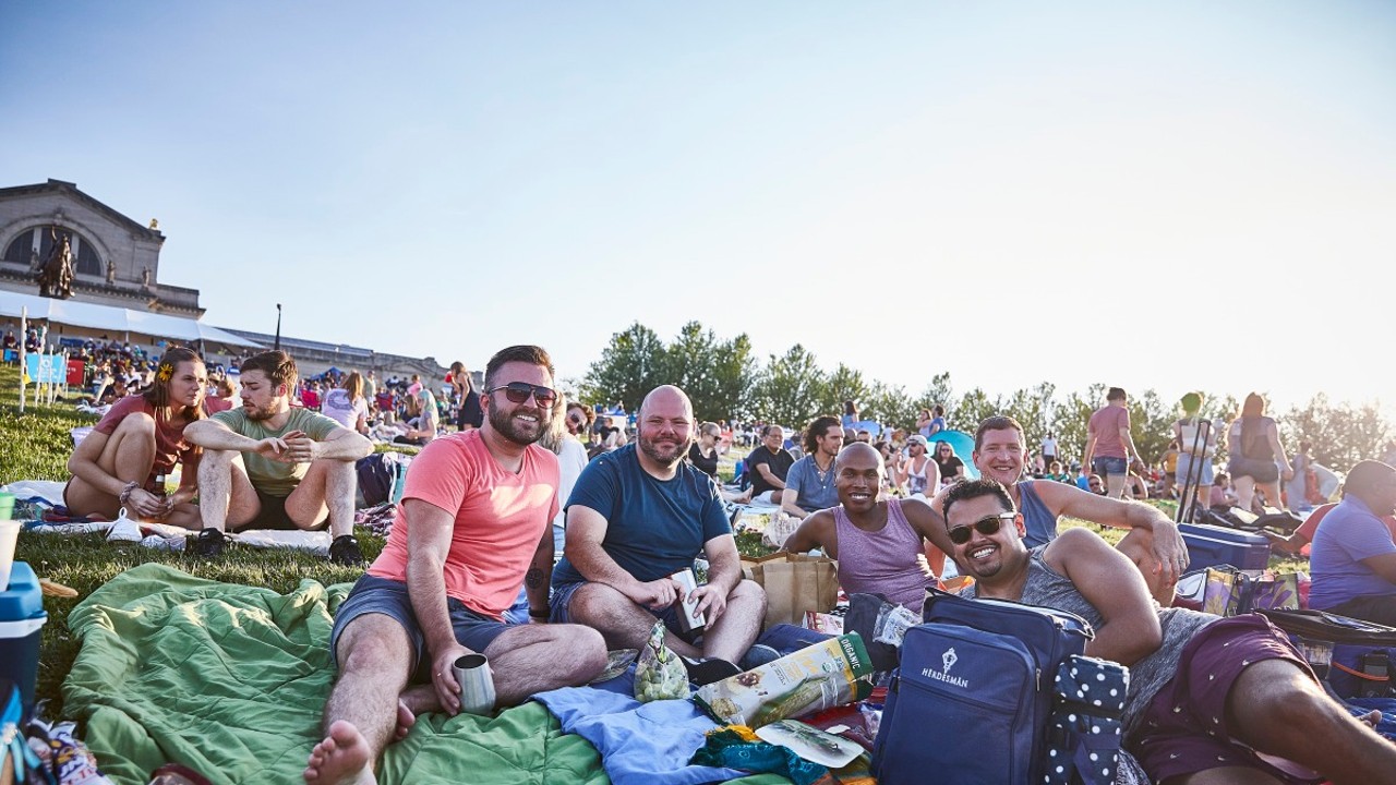 Join the crowds on Art Hill for Saint Louis Art Museum's film series two evenings this summer.