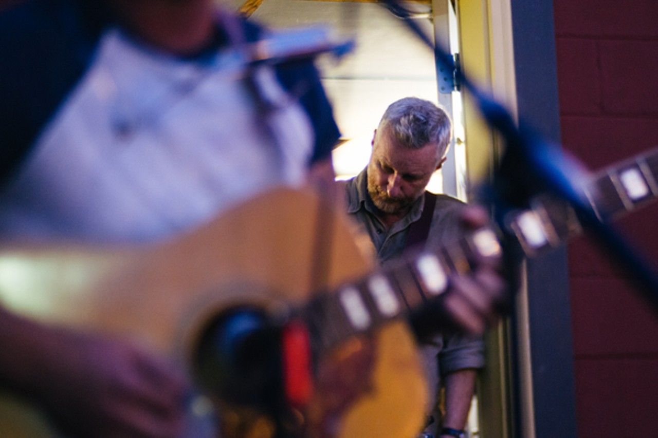 Billy Bragg Supports Ferguson with Impromptu Set at the Royale