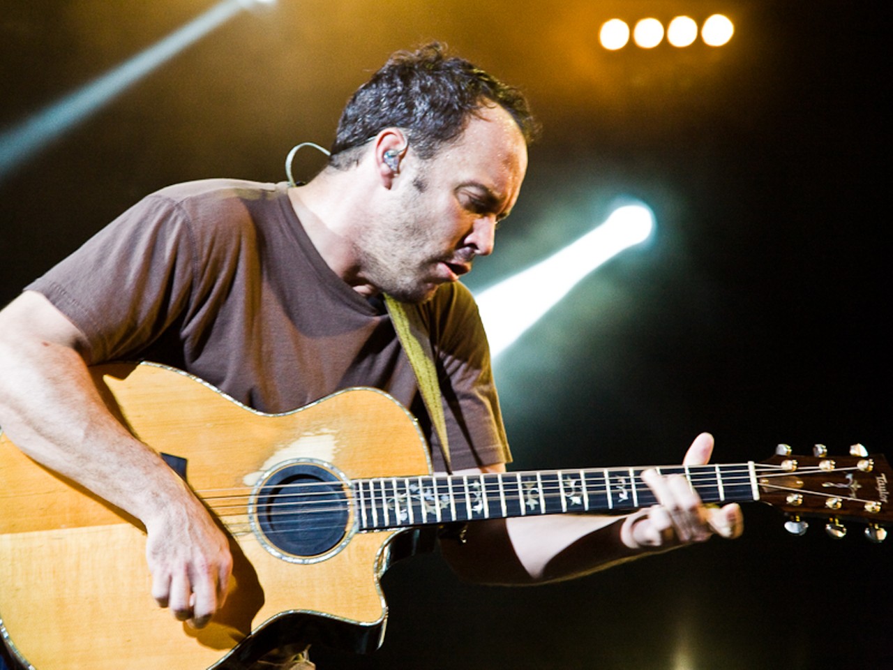 Dave Matthews might not have been strumming in Busch Stadium like he did last year at this time, but he still kept fans happy at this June 17 show at Verizon Wireless Amphitheater. More photos.