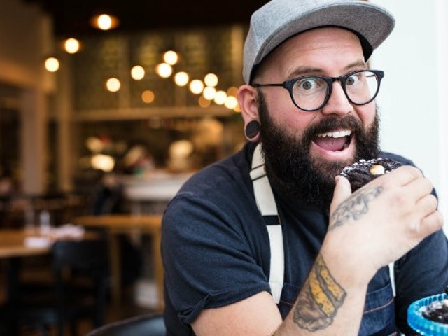 Matthew Rice has formally launched Pink Door Cookies, a Nashville storefront and nationwide cookie delivery brand.