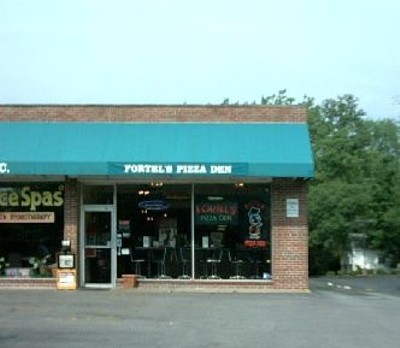 Fortel's Pizza Den-Kirkwood