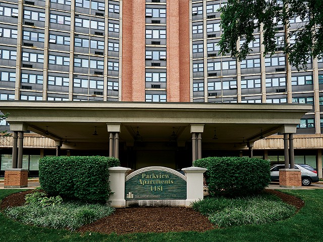 In February 2022, Parkview Apartments was the scene of the deadliest mass overdose in St. Louis history.