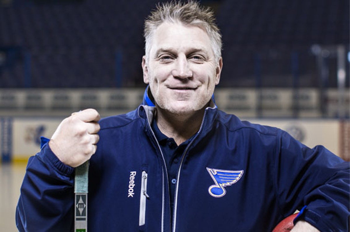 Ex-Detroit Red Wings champ Brett Hull up for laughs to help charity