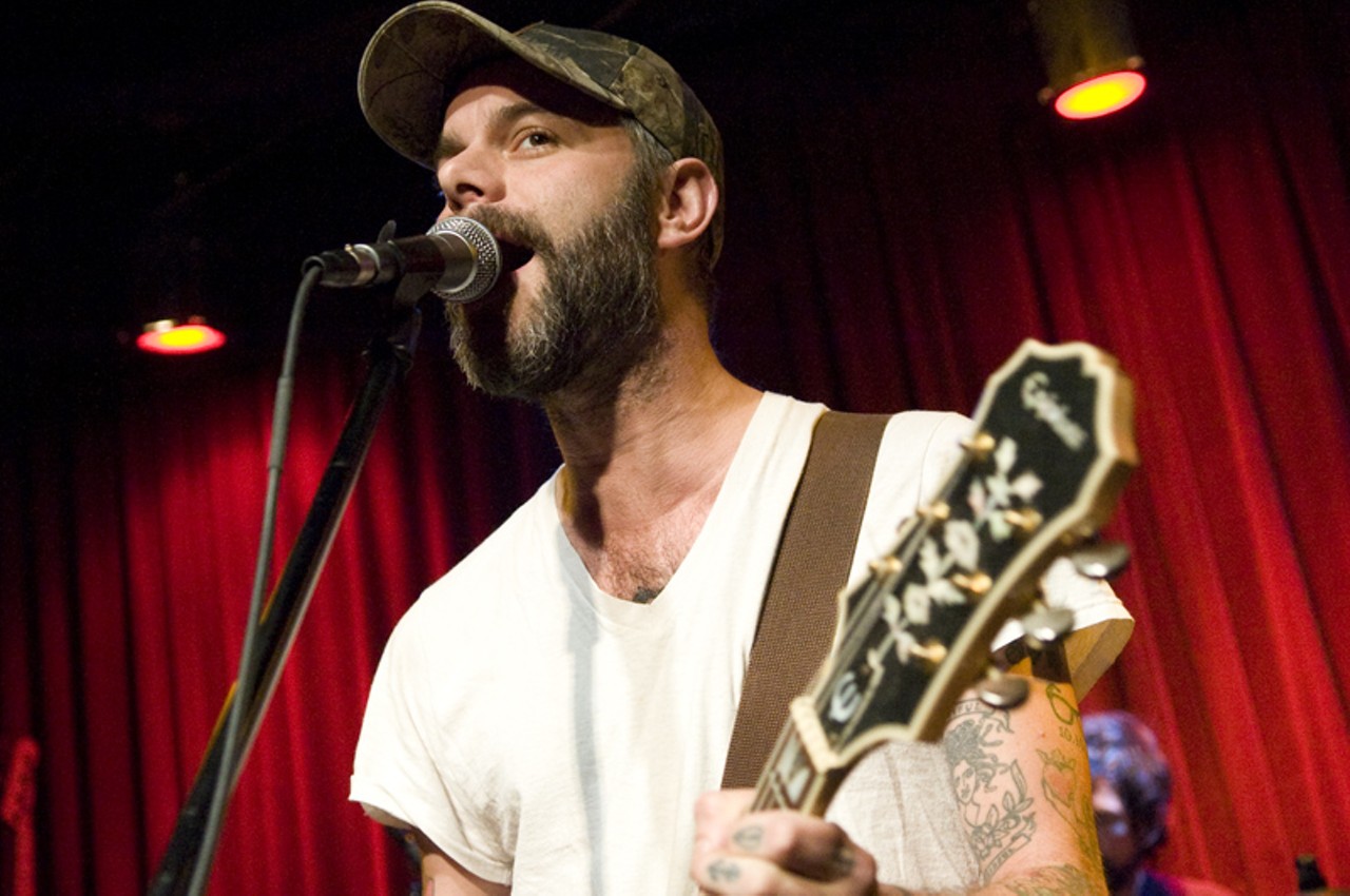Lucero performing at Off Broadway.