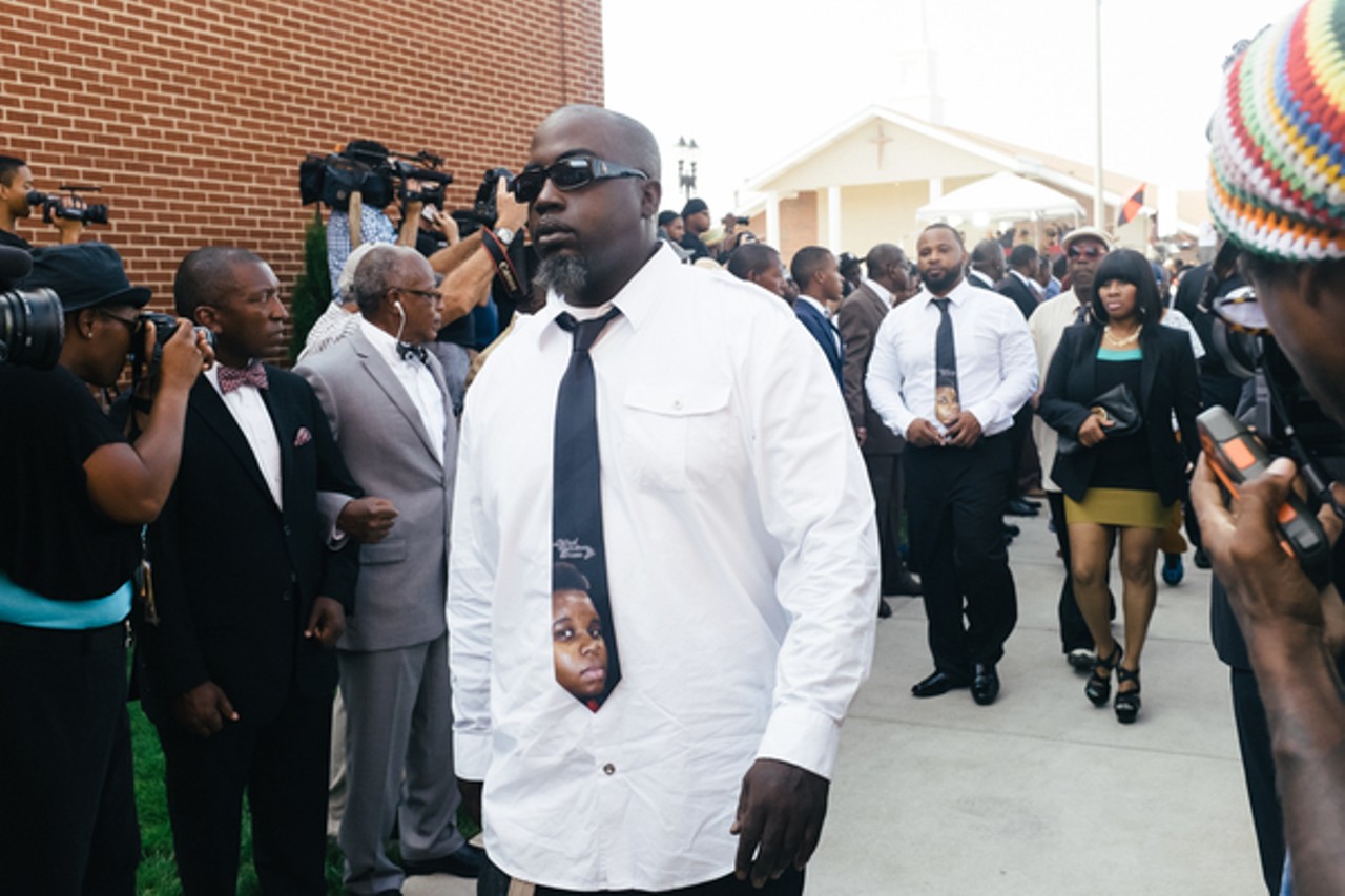 Michael Brown's Funeral Draws Thousands
