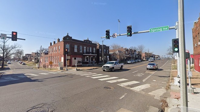 Intersection of Spring and Grand Avenues