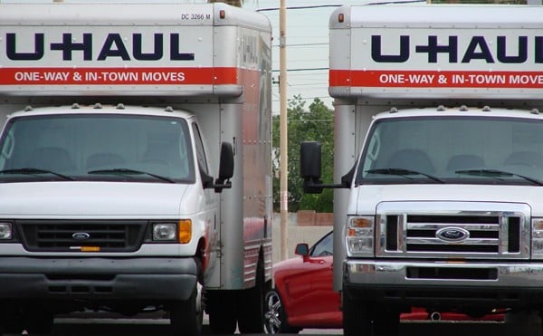 Photo of two U-Hauls, possible headed for the Lou.