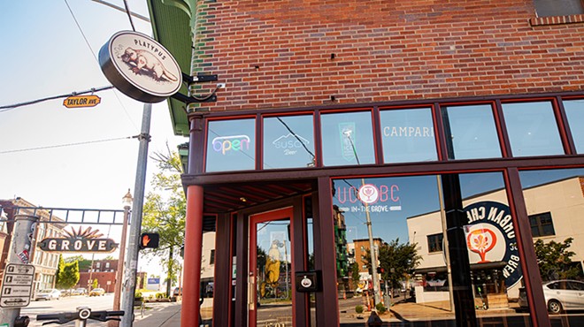 Platypus is located on a busy corner at the western end of St. Louis' Grove neighborhood.