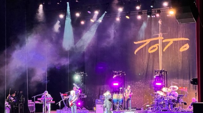 Toto on stage at the Stifel Theatre.