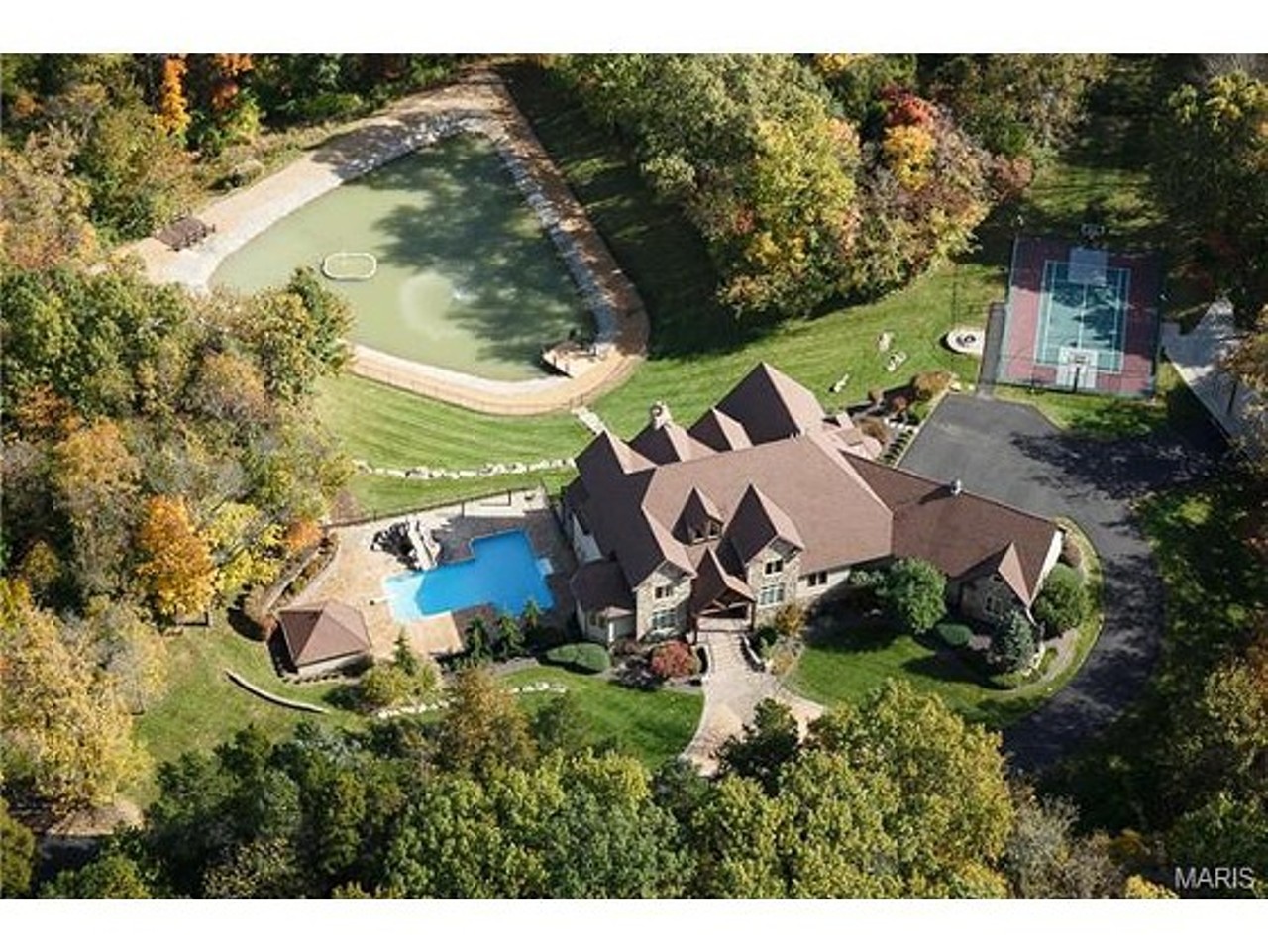 Published January 23, 2015 
Mike Matheny's dream house? You guys are totally nosy!Photo by Coldwell Banker Gundaker.