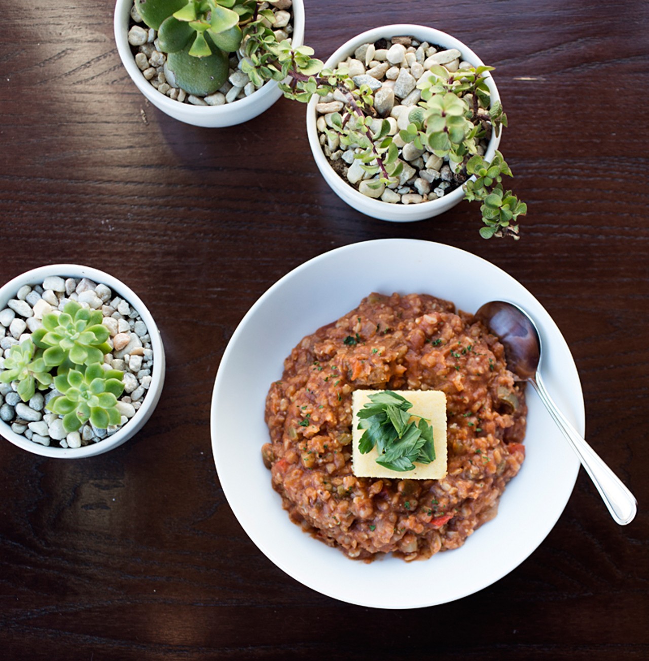 Like everything else here, the jambalaya is vegetarian, made with smoked spicy vegan sausage, brown rice, bell pepper, tomato, celery, garlic and onion, and served with cornbread.