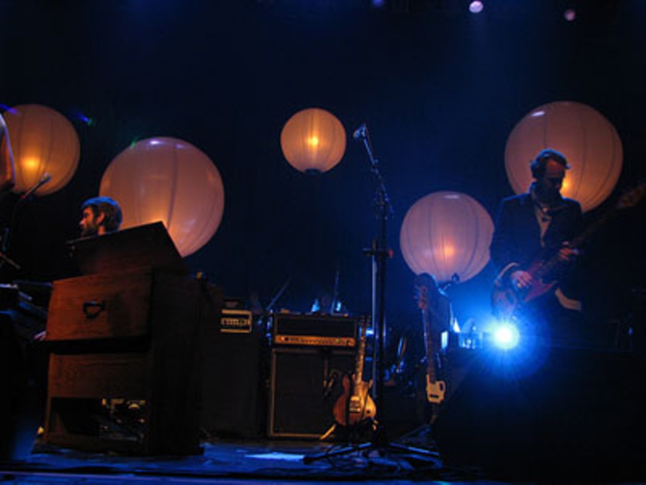 Sigur Ros. Read the show review by Annie Zaleski.