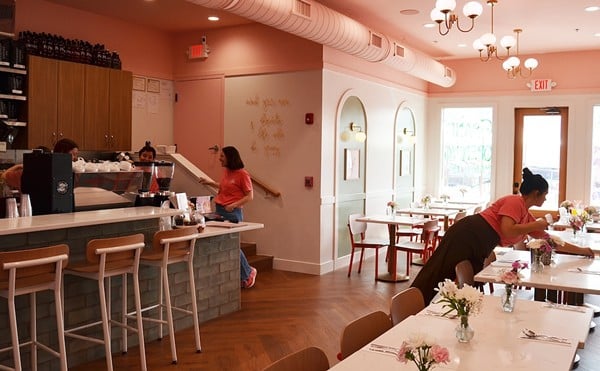 New brunch spot the Pink Willow Cafe brings tasty breakfast fare and breezy vibes to Cottleville.